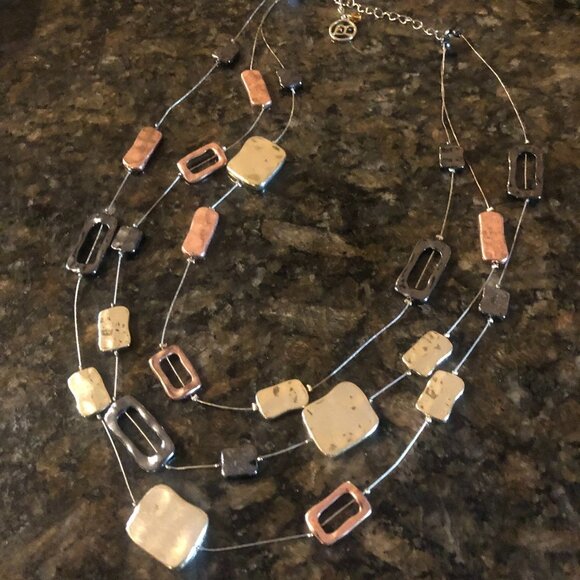 Erica Lyons 3 Strand Necklace Earring Set Copper Black Silver Colors - Picture 2 of 7